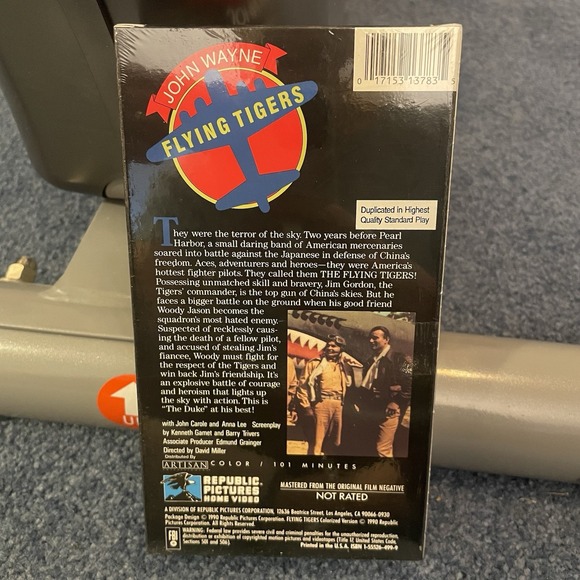 John Wayne Flying Tigers 1990 VHS‎ Digital Color Sealed - Picture 2 of 5